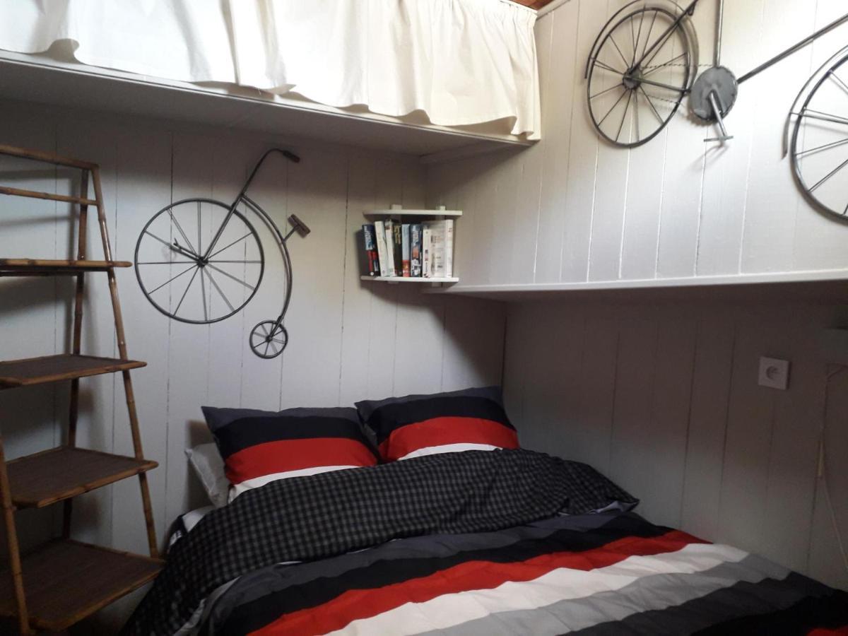 Peniche Caroline Bed and Breakfast Capestang Εξωτερικό φωτογραφία